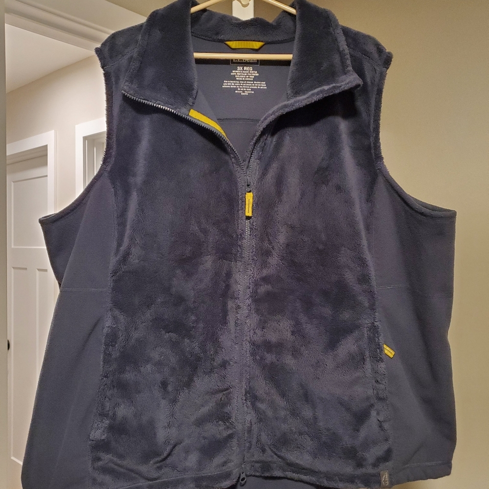 LL Bean Heavy Fleece Vest